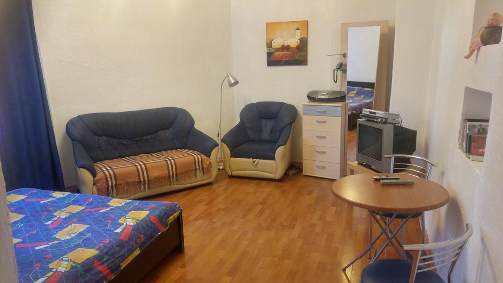 Apartement Kruglouniversitetska 2/1 Kyiv Quarto foto